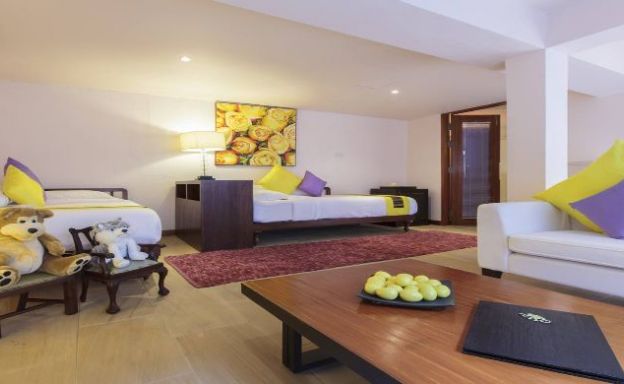 Magnificent 6 Bedroom Beachfront Villa in Laem Sor