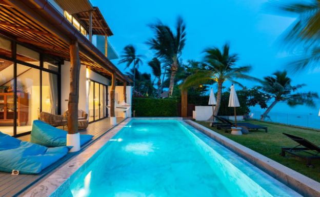 Contemporary 5 Bedroom Beachfront Villa in Bang Por