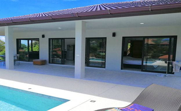 Modern 3 Bedroom Pool Villa for Sale in Maenam