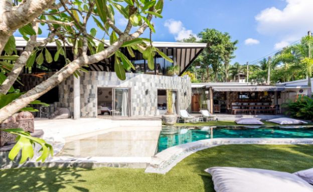 Rustic 5 Bedroom Luxury Pool Villa in Bophut