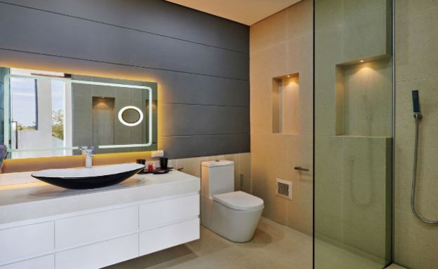 Unique 5 Bedroom Luxury Sea View Villa in Plai Laem