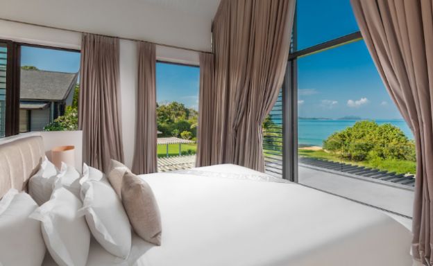 Majestic 6 Bed Luxury Beachfront Villa in Cape Yamu