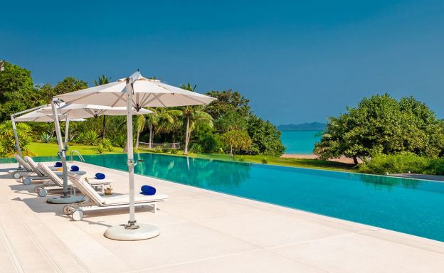 Majestic 6 Bed Luxury Beachfront Villa in Cape Yamu