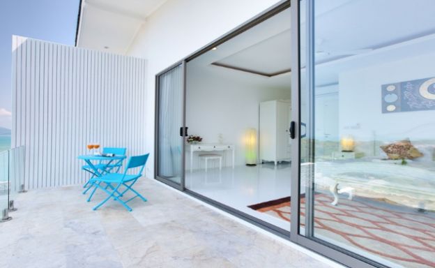 Sanctuary 4 Bedroom Luxury Sea View Villa in Plai Laem
