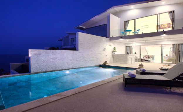 Sanctuary 4 Bedroom Luxury Sea View Villa in Plai Laem