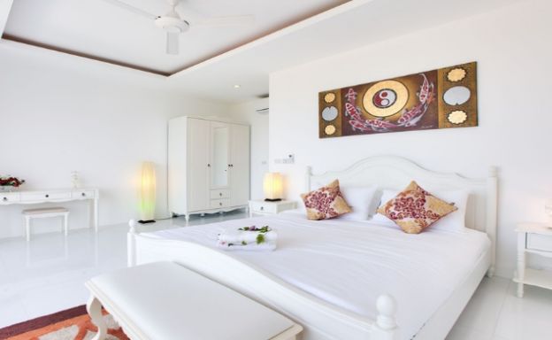 Sanctuary 4 Bedroom Luxury Sea View Villa in Plai Laem