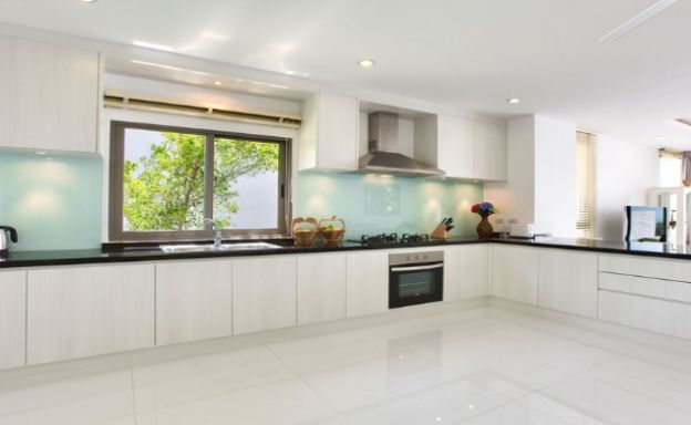 Sanctuary 4 Bedroom Luxury Sea View Villa in Plai Laem