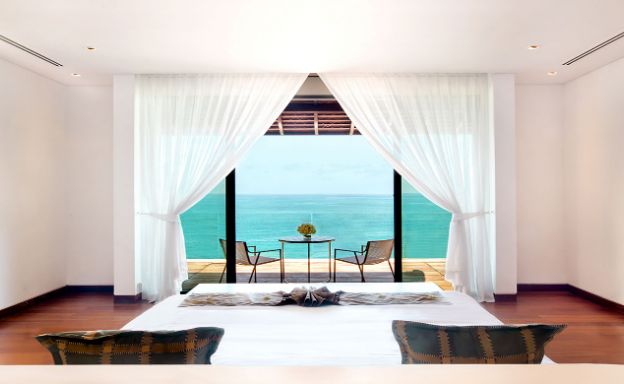 Luxury 5 Bed Sea View Beachside Villa in Phuket