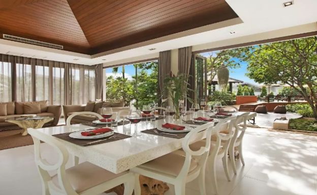 Elegant 4 Bedroom Luxury Sea View Villa in Plai Laem