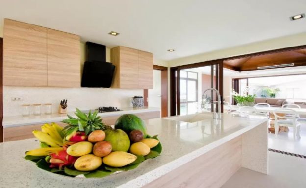 Elegant 4 Bedroom Luxury Sea View Villa in Plai Laem