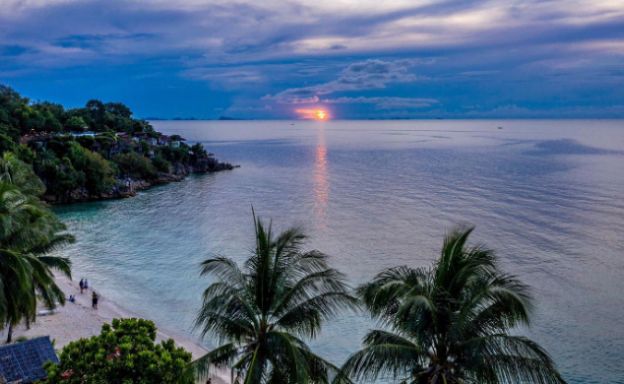 Modern 3 Bed Sunset Sea View Villas in Haad Yao