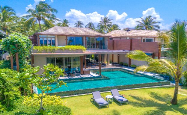 Super Luxury 5 Bed Beachfront Pool Villa in Phuket