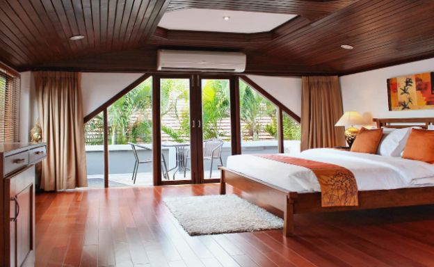 Charming 3 Bed Tropical Beachfront Villa in Laem Yai