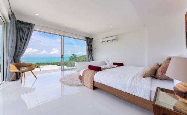 Luxury 3 Bedroom Sea View Villa in Chaweng Noi
