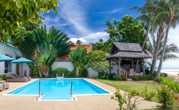 Beautiful 3 Bed Beachfront Villa on Hua Thanon Bay