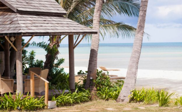 Beautiful 3 Bed Beachfront Villa on Hua Thanon Bay
