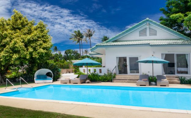 Beautiful 3 Bed Beachfront Villa on Hua Thanon Bay