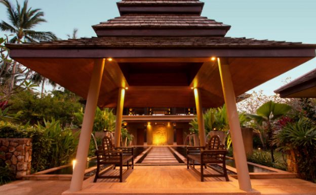 Elegant 5 Bedroom Beachfront Villa in Thong Krut