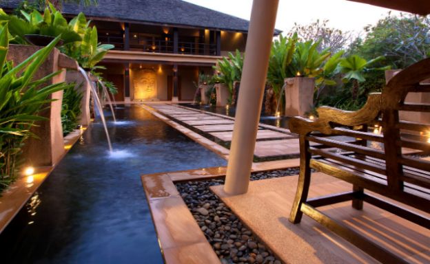 Elegant 5 Bedroom Beachfront Villa in Thong Krut