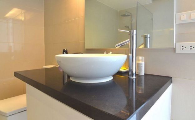Modern 2 Bed Pool Sea-view Apartment in Big Buddha