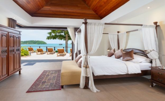 Oceanfront 5 Bedroom Luxury Villa for Sale in Phuket