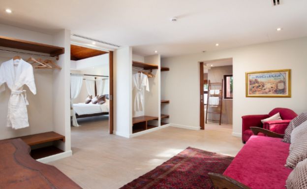 Oceanfront 5 Bedroom Luxury Villa for Sale in Phuket