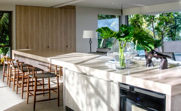 beachfront-villas-for-sale-in-phuket
