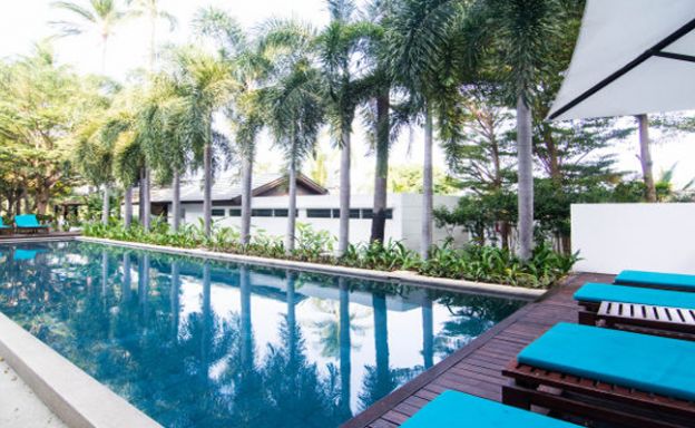 Modern 2 Bedroom Freehold Duplex in Plai Laem