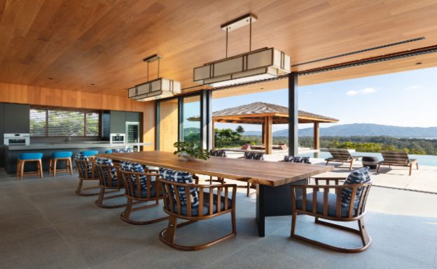 Oceanfront-villa-for-sale-phuket
