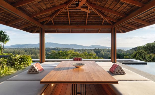 Oceanfront-villa-for-sale-phuket