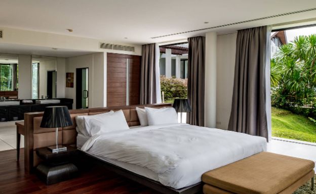 cape-yamu-5-bed-beachfront-villa-in-phuket
