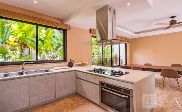 koh-samui-villa-near-golf-course-maenam