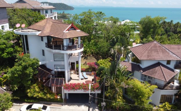 Bayfront 3 Bed Sea View Villa for Sale in Phuket