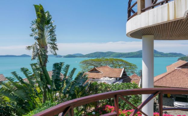 Bayfront 3 Bed Sea View Villa for Sale in Phuket
