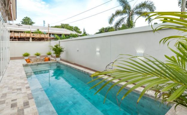 koh-samui-luxury-loft-style-villa-plai-laem