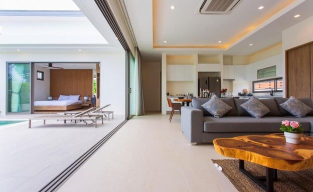 New Modern 3-Bed Pool Villa by Fisherman’s Village