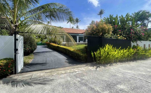 Tropical 6 Villas For Sale in prime Location in Bangrak