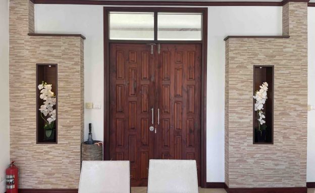 Tropical 6 Villas For Sale in prime Location in Bangrak