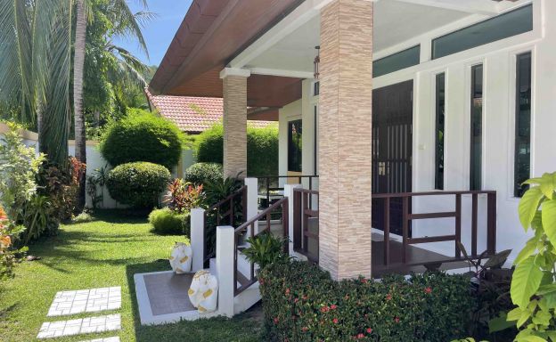 Tropical 6 Villas For Sale in prime Location in Bangrak
