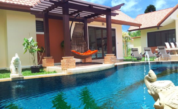 Tropical 6 Villas For Sale in prime Location in Bangrak