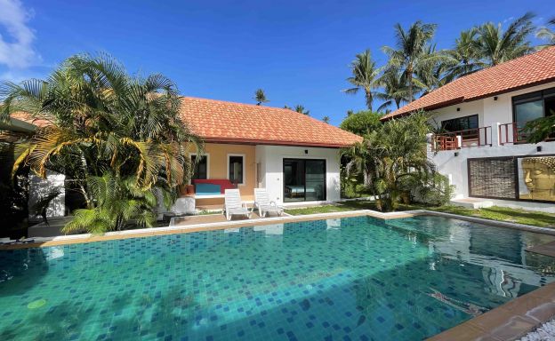 Tropical 6 Villas For Sale in prime Location in Bangrak