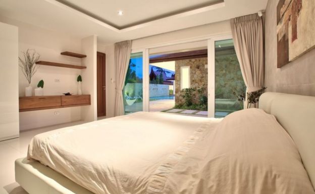 Beautiful 4 Bedroom Tropical Pool Villa in Bangrak