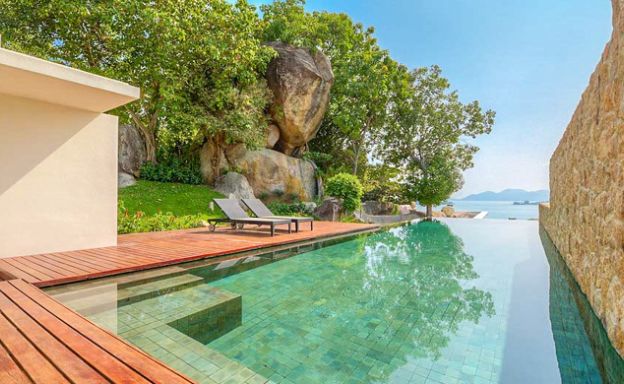 Stunning 3 Bedroom Ocean Front Villa in Choeng Mon