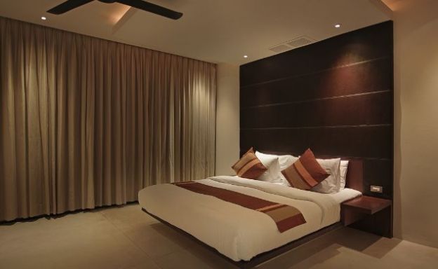 Oceanfront Ultra Luxury Pool Villa in Choeng Mon