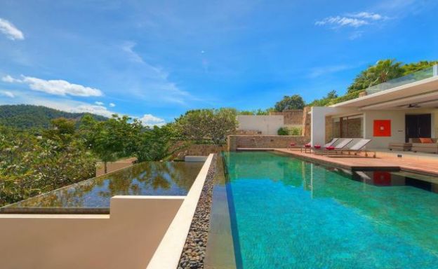 Oceanfront Ultra Luxury Pool Villa in Choeng Mon