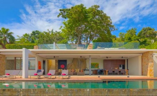 Oceanfront Ultra Luxury Pool Villa in Choeng Mon