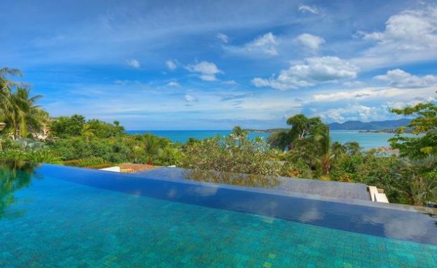 Oceanfront Ultra Luxury Pool Villa in Choeng Mon