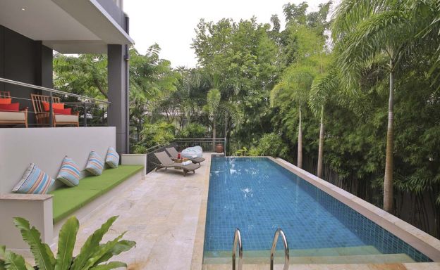 Large Modern 6 Bedroom Pool Villa in Peaceful Maenam