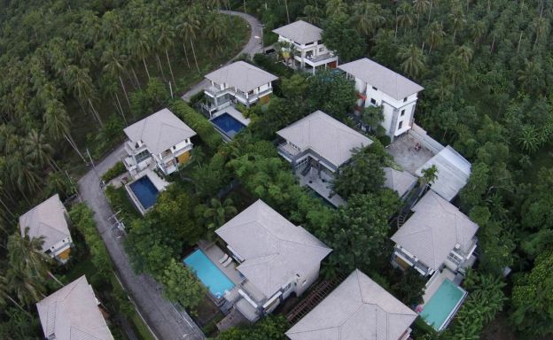 Large Modern 6 Bedroom Pool Villa in Peaceful Maenam