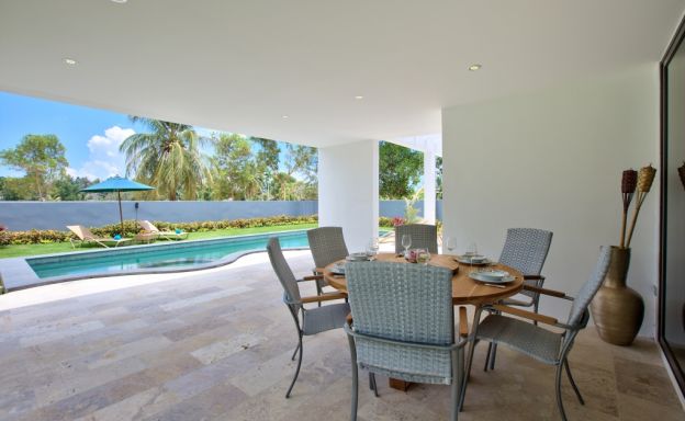 Beachside 3 Bedroom Luxury Pool Villa in Lipa Noi
